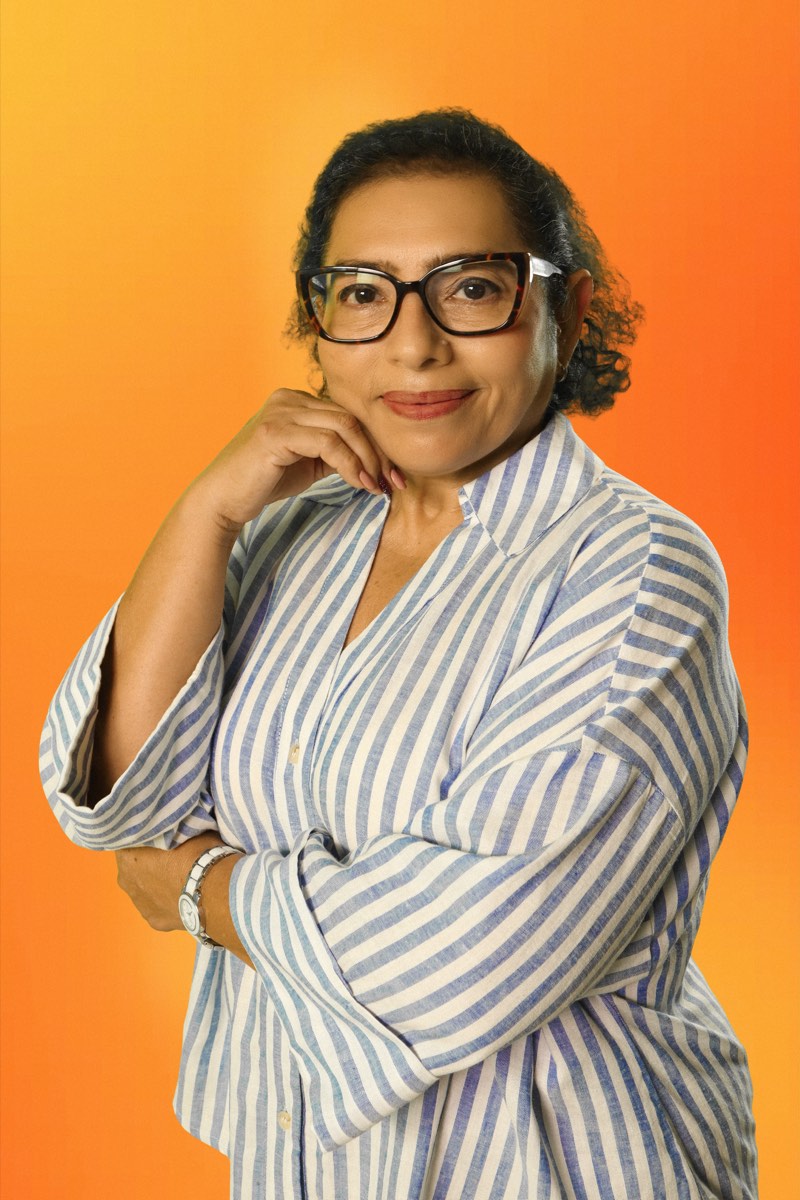 Pastora Ana, pastora fundadora de Comunidad Más Alto